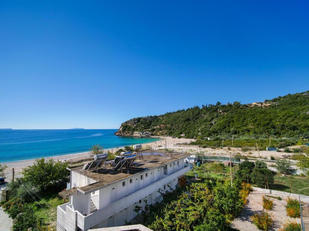 Himara Royal Hotel Exterior foto